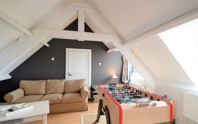 Attractive Holiday Home in Gerin With Private Garden