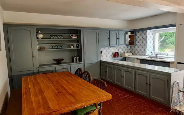 Beautiful Holiday Home With Private Pool