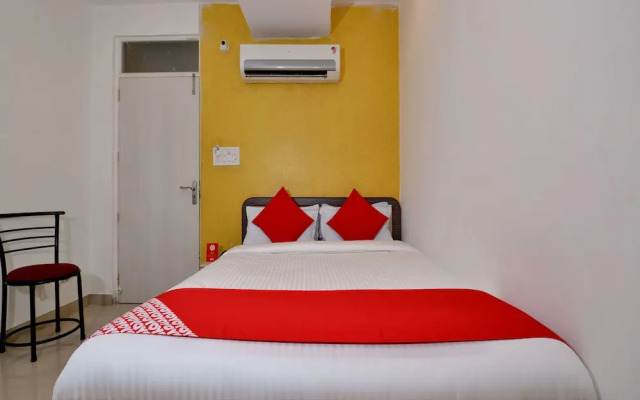 OYO 15164 Hotel Shree Radhey
