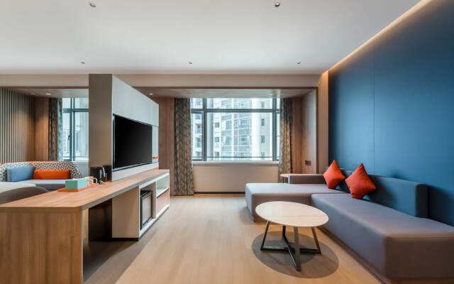 Holiday Inn Express Jiangmen East Station by IHG