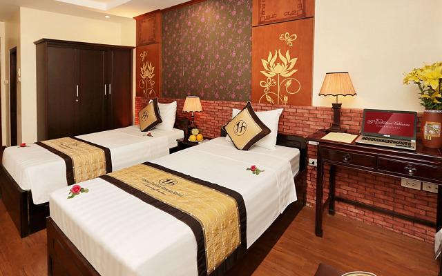 Hanoi Golden Charm Hotel