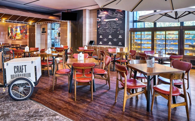 Crowne Plaza Beijing Lido by IHG