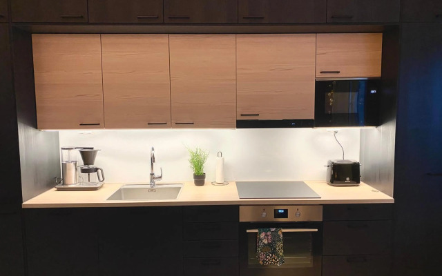 City Home Alvari, free parking