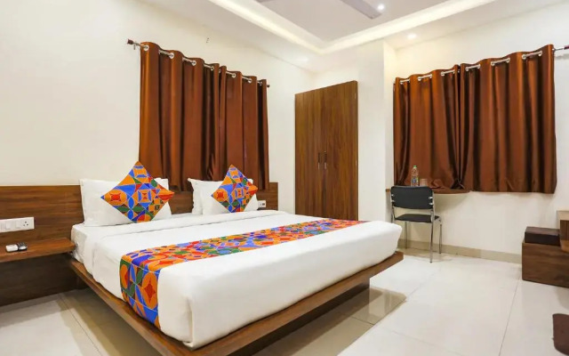 Fabhotel Balaji Paradise