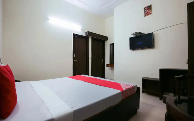 Hotel City Plaza 3 by OYO Rooms
