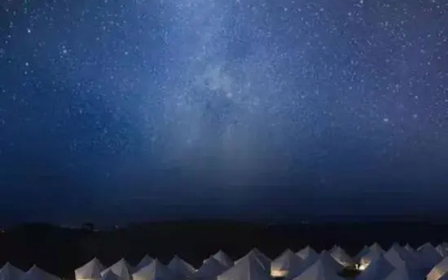Dunhuang West Minjiang Lake Desert Camping Base