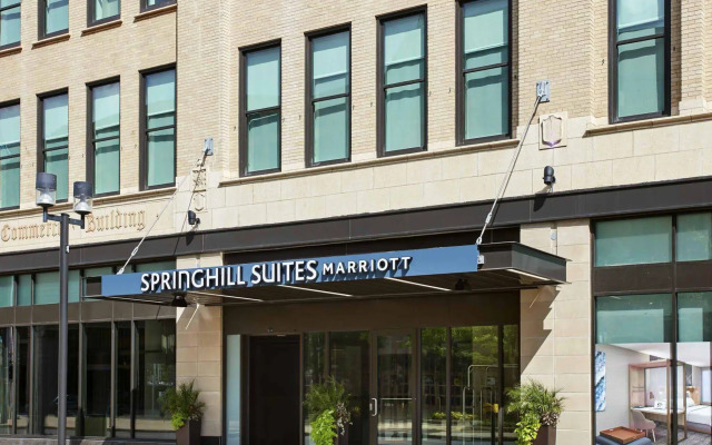 SpringHill Suites Milwaukee Downtown