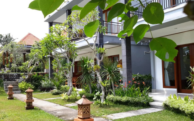 ZEN Rooms Sriwedari Ubud 2