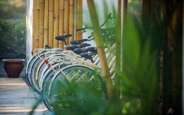 The Bambu Huts