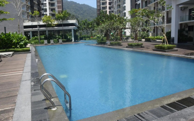 Pool View Casa Suite @ Midhill Genting Highlands (5pax)
