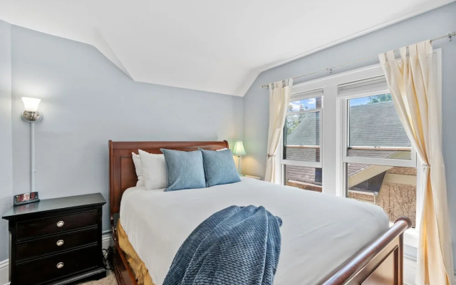 Pillsbury Hideaway