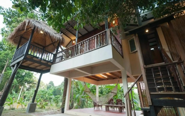 Hallo Villa at Khanom