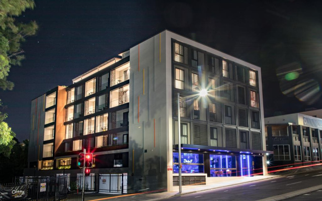 Studio 8 Residences - Adults Only