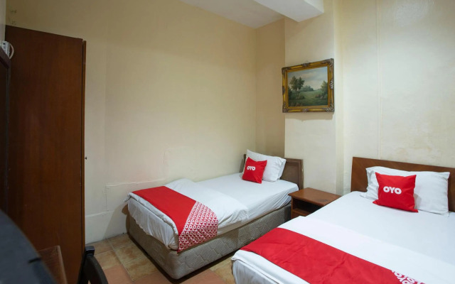 SPOT ON 90137 Casavilla Hotel Pudu