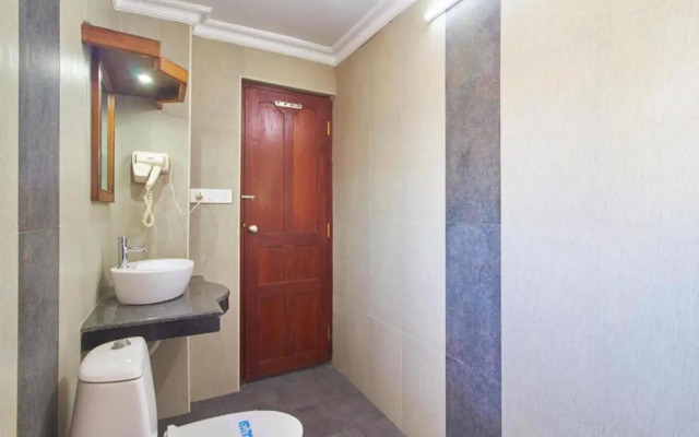 OYO Rooms 025 Ernakulam Broadway