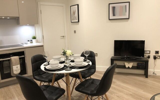 Modern Apartment By Creatick