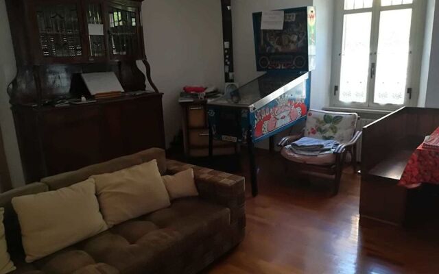 B&B Brunate Kangucavallo