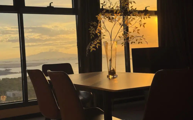 Luxurious Haven in the Sky