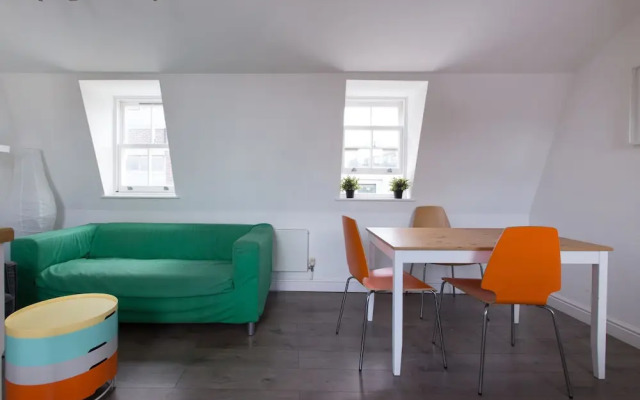 Charlotte Street Apartments by Allo Maisons