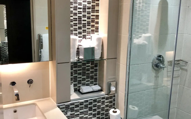 The Continental Hotel Heathrow