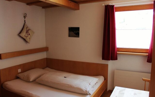 Aparthotel Grischuna