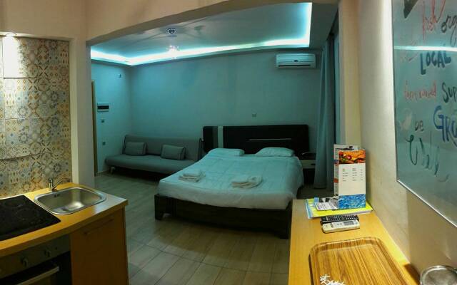 Parthenon Hotel