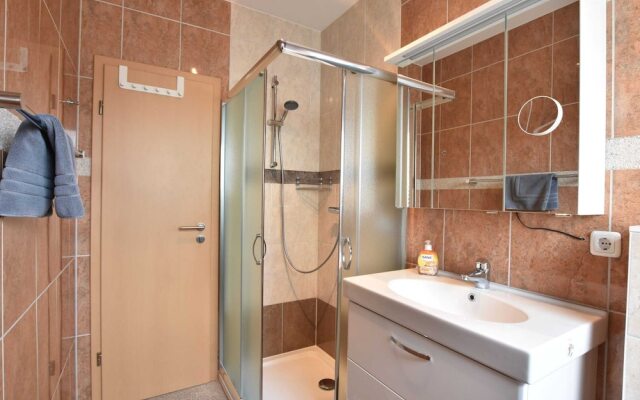 Pleasant Holiday Home in Malchow near Beach