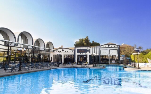 JAZ Pyramids Resort
