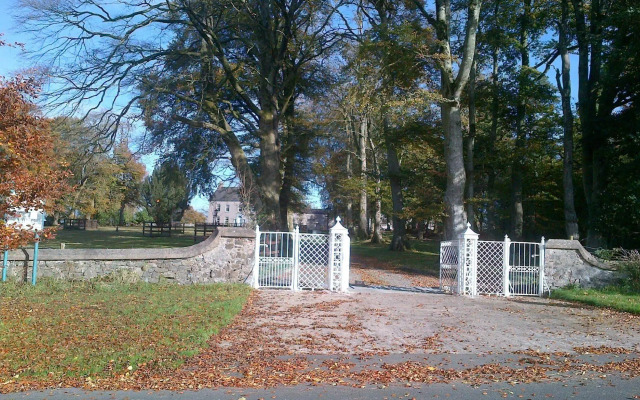 Dundrum House