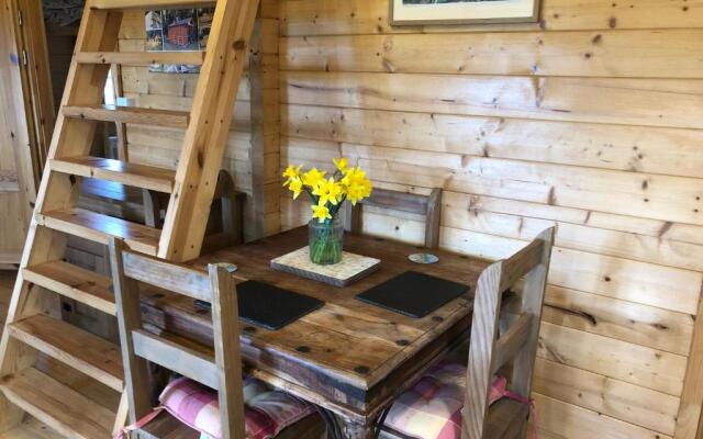 The Chalet @ Giltar Grove Country House