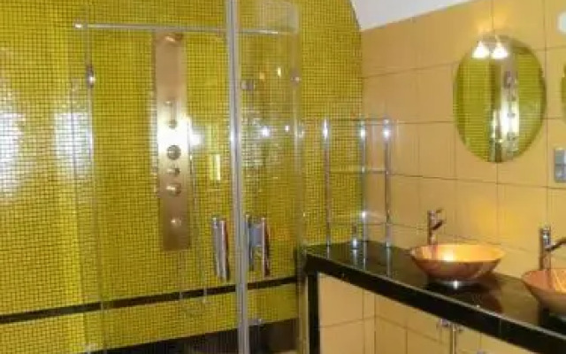 Garten- & Loggia-Appartement HERRENHAUS