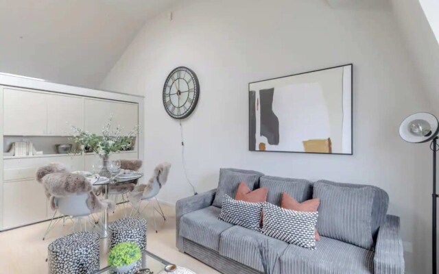Stylish 1BD Flat 5 Mins to Harrods- Knightsbridge