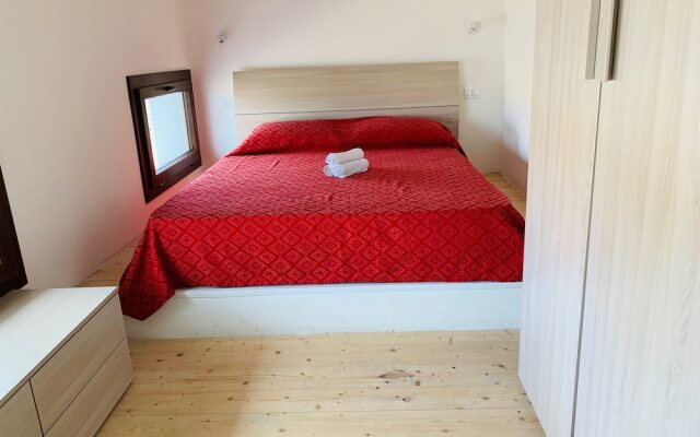 Luxar room