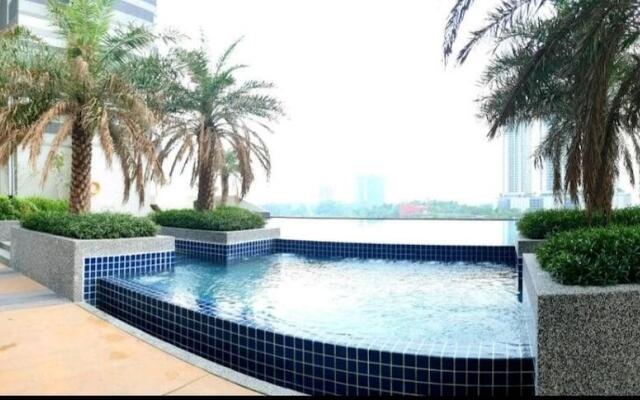 Meridin Medini Apartments