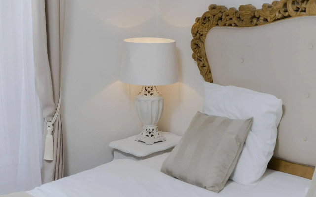 The Thonet House - A Luxury Historic Collection