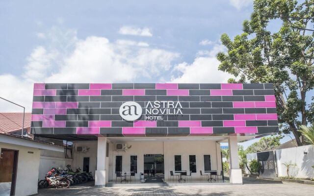 OYO 928 Hotel Astra Novilia