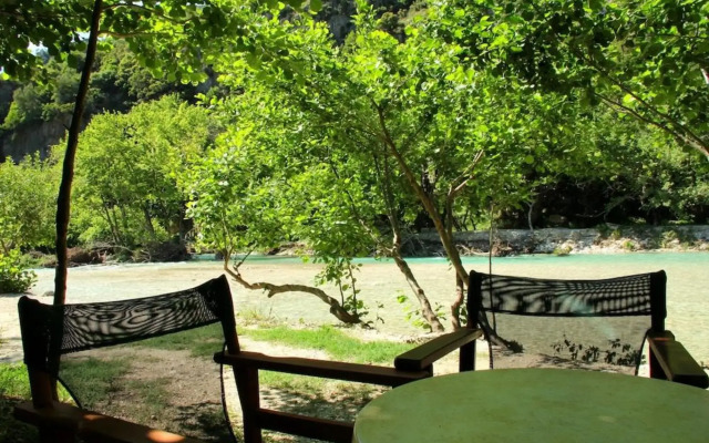 Piges Hotel at Acheron Springs