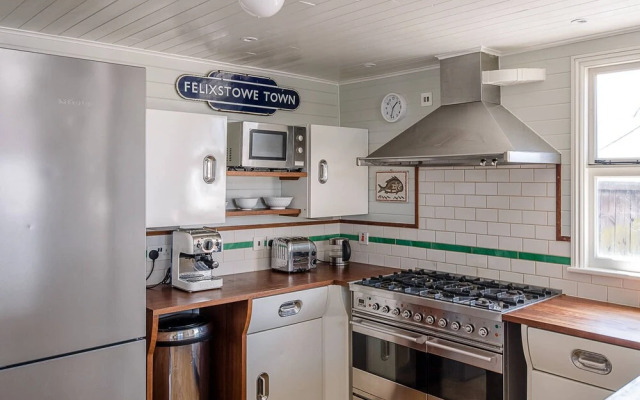The Boathouse, Felixstowe Ferry