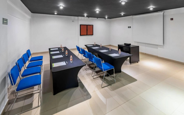 City Express Junior by Marriott Veracruz Aeropuerto
