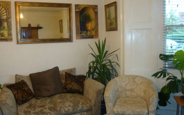 Spencer Court Hotel