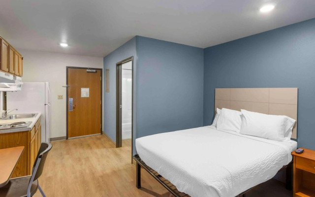Woodspring Suites Ogden