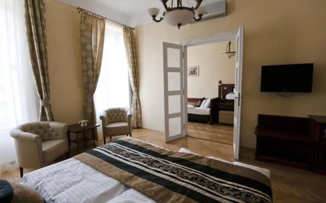 Grand Market Luxury Apartments