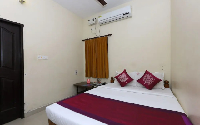 OYO 22670 Flagship Castle Apartment