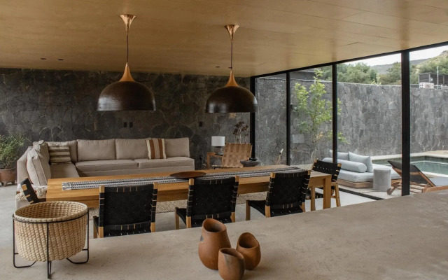Hotel Cuatro Cuatros