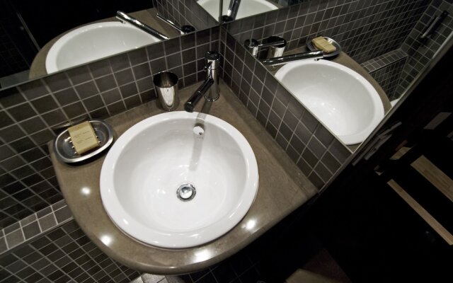 Sarai Apartments
