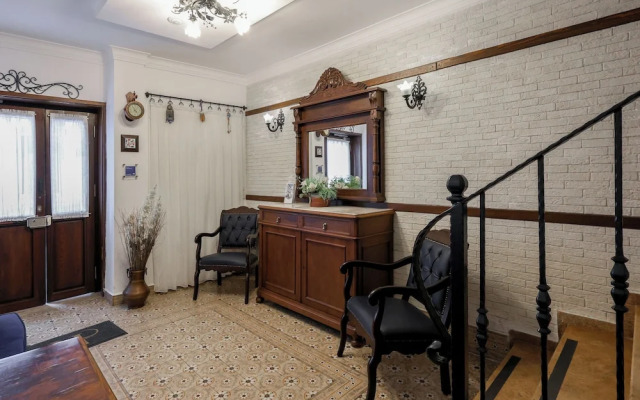 Rodina Suites