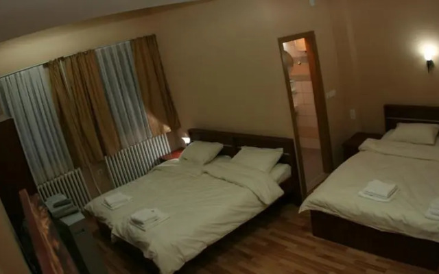Snow Patrol Lodge