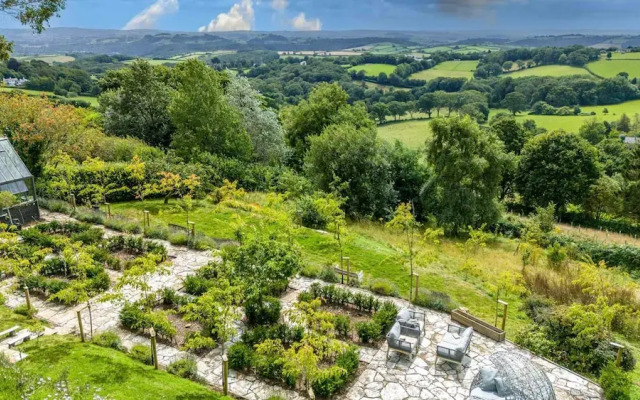 Fox Hill House in Haytor