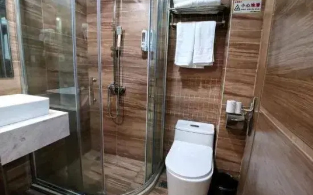 Linhai Hongshun Business Hotel