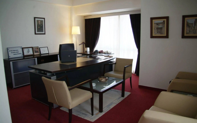 Narin Hotel
